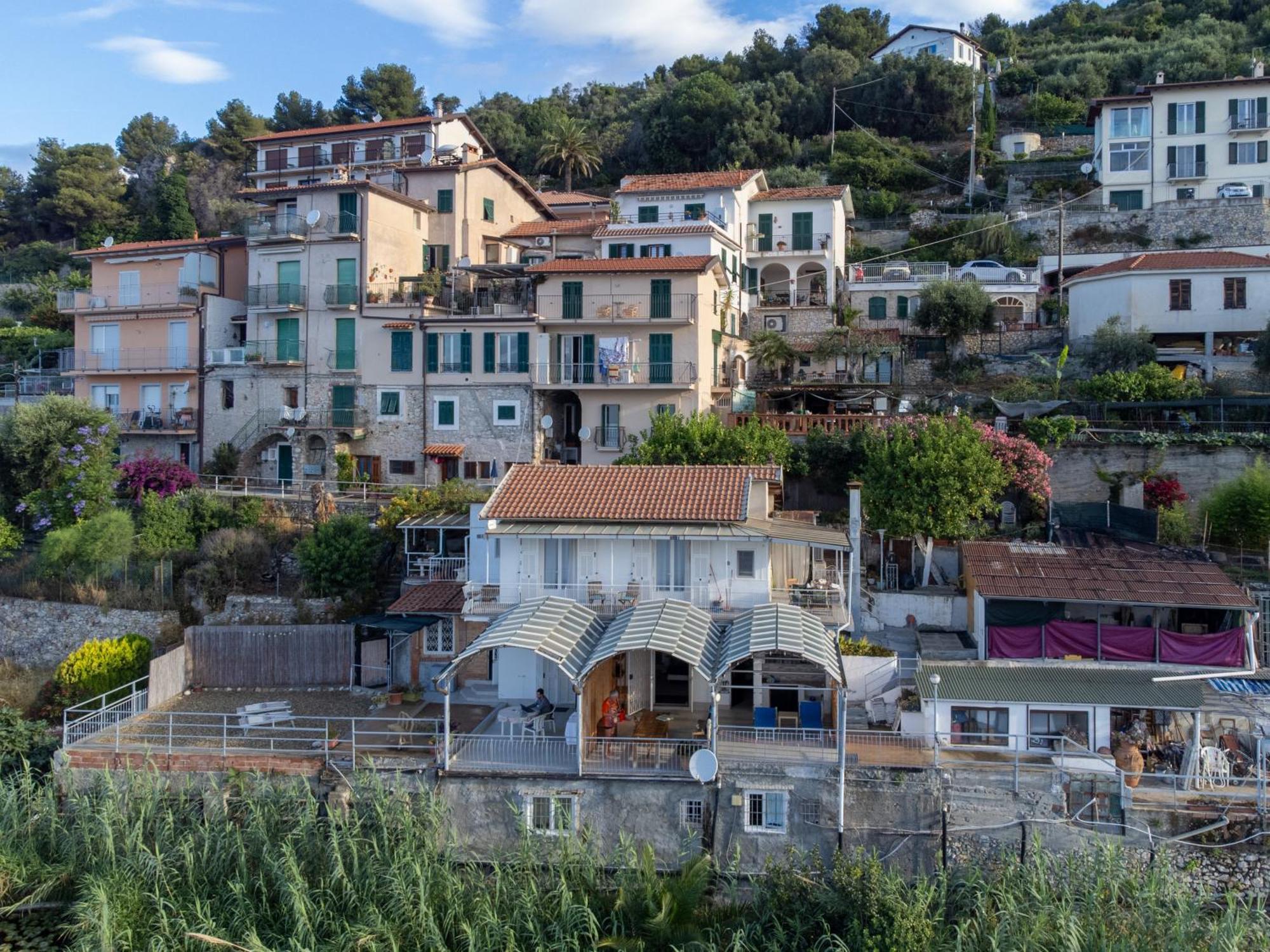 Total Sea View Grimaldi Apartment Ventimiglia Exterior photo